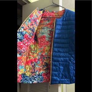 Lilly Pulitzer puffer jacket sz medium. NWOT